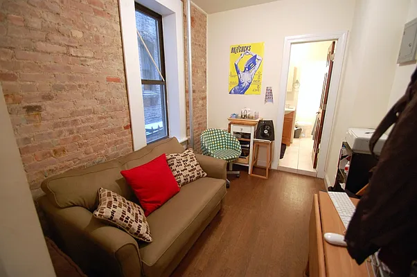 Rented by Bold New York | media 41