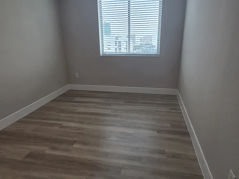 1012 SW 4th Ave #B — Photo 5