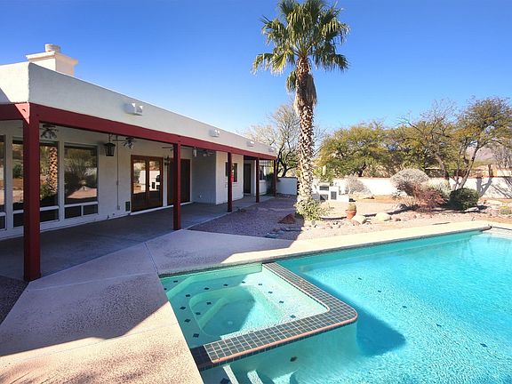 2nd image of 7841 E Sabino Crest Pl