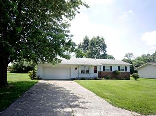 2207 Michelle Dr, Marion, IL 62959