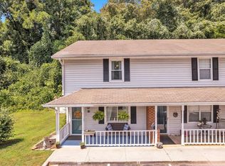 1102-12 Brookwood Ln, Dalton, GA 30720