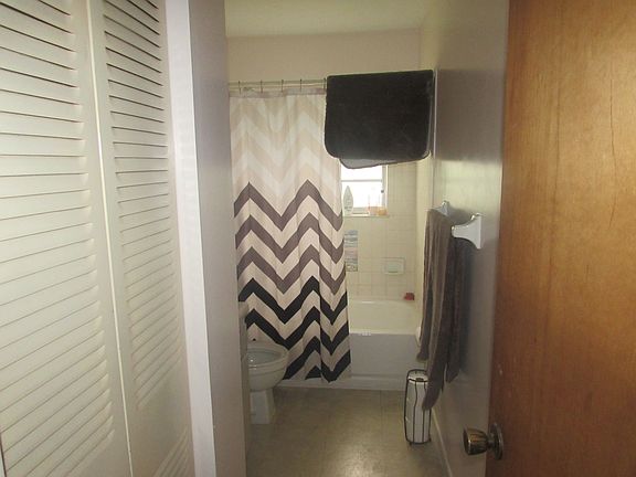 5th image of 14180 SE 51st Ave