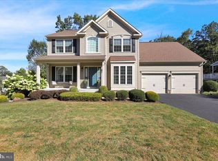 222 Merwood Dr, Morgantown, PA 19543