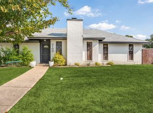 3100 Afton Dr, Carrollton, TX 75007