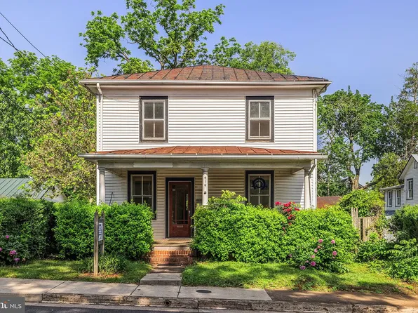 410 N West St APT A, Culpeper, VA 22701