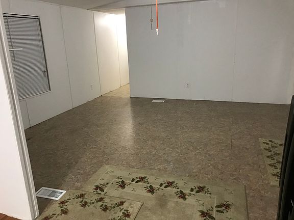 3rd image of 396 Manatee Cove Dr