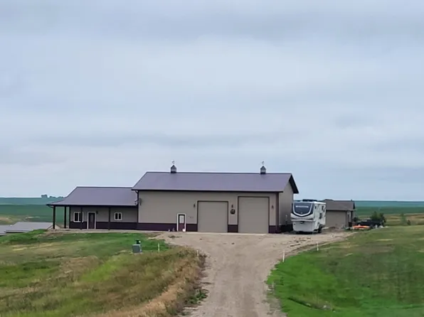 107 Kourtney Pl, Pierre, SD 57501