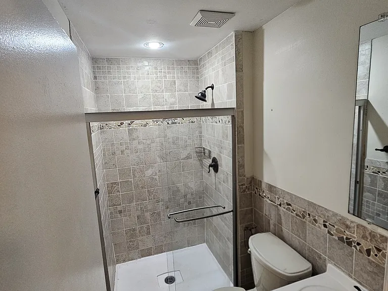 Bathroom 2 - Master - Second Floor