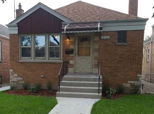 6122 S Massasoit Ave, Chicago, IL 60638