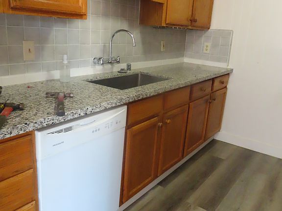 2nd image of 787 Deland Ave