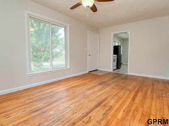 5th image of 3625 Madison Ave
