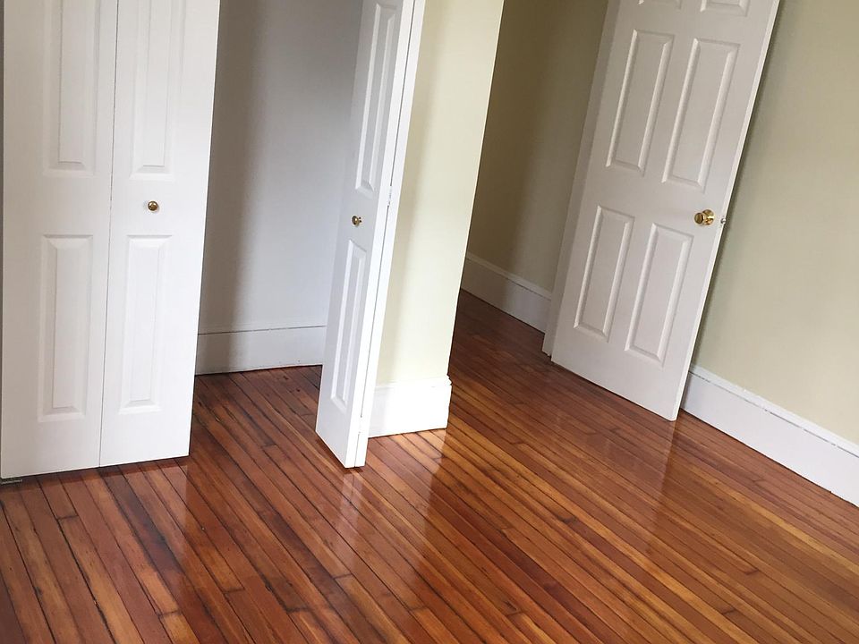 1st image of 65 Westervelt Ave