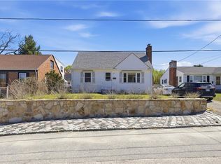 12 Hemlock Ave, Cranston, RI 02910