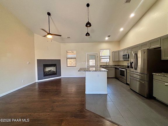 5th image of 5433 E Onyx Dr