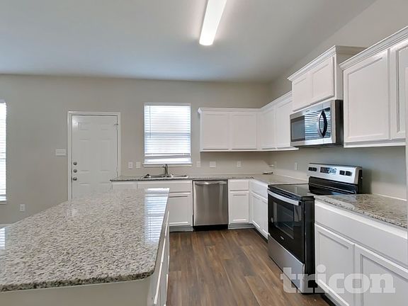 5th image of 2046 Sweet Lilac Dr