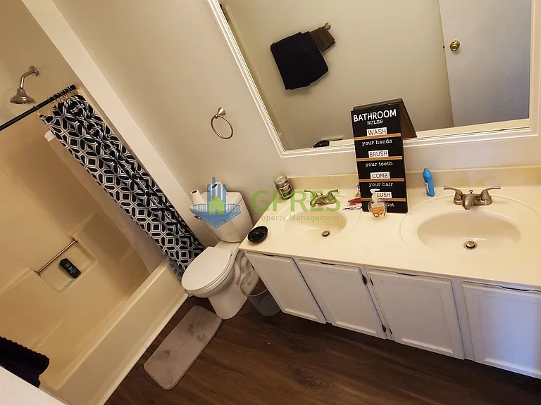 1426 Homestead Rd — Photo 11