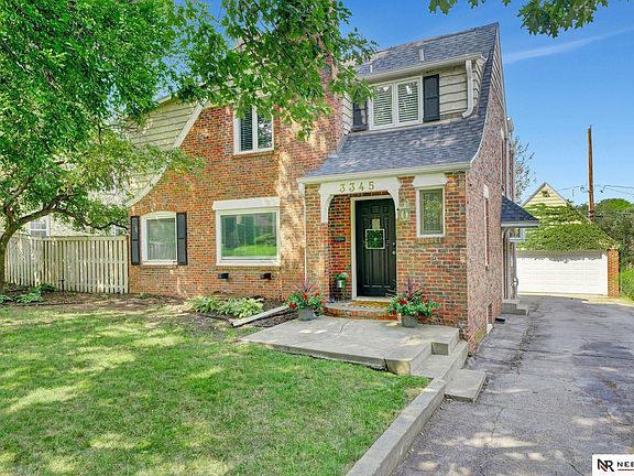 4th image of 3345 Grimsby Ln