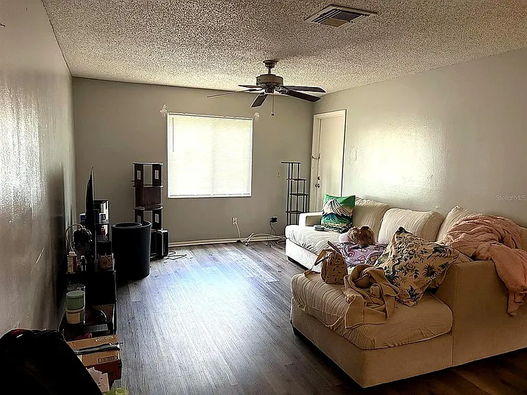 228 Thorn Tree Pl #228 — Photo 6