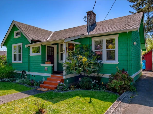 470 Cairnsmore St, Duncan, BC V9L 1Z8