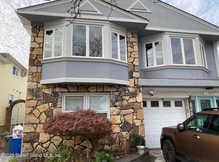 56 Bangor St, Staten Island, NY 10314
