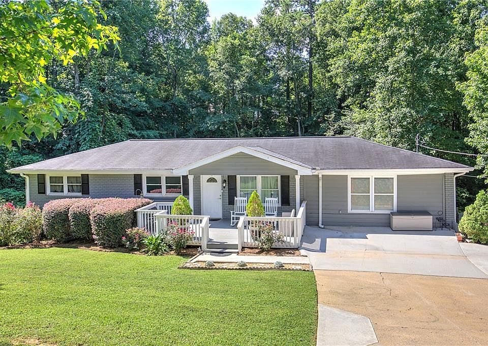1st image of 311 Wildwood Dr