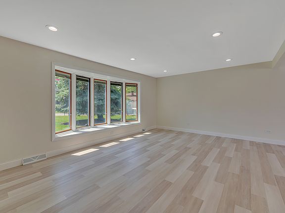 2nd image of 10431 S Tod Dr