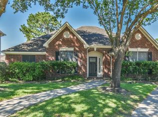 826 Rustic Harbor Ct, Houston, TX 77062