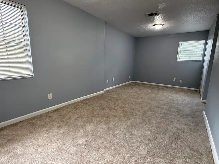 2739 King Cole Dr — Photo 12