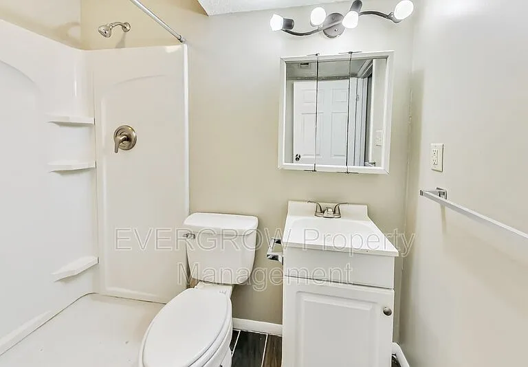 5310 Shelbyville Rd — Photo 26