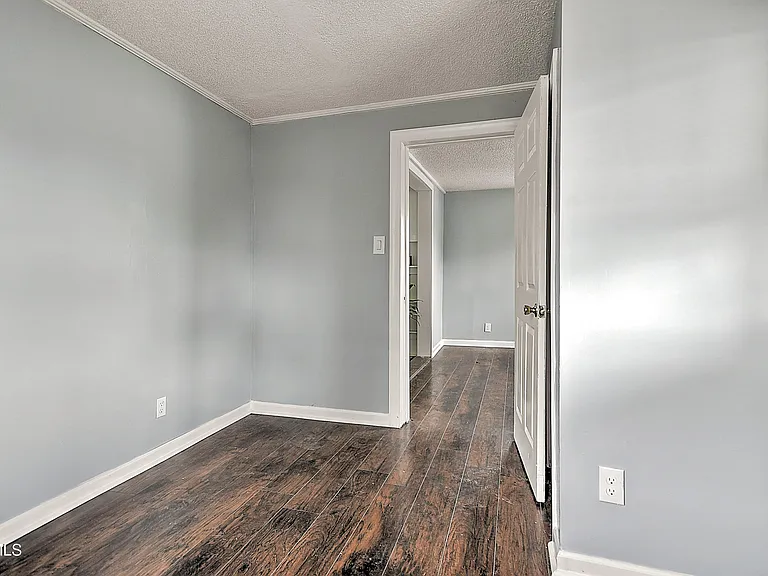 1208 Riverside Ave — Photo 16