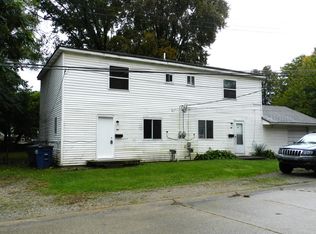 2311 Deerfield Ct, Westland, MI 48186