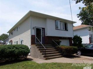 3150 Yost Blvd, Oceanside, NY 11572