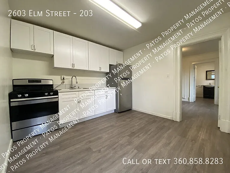 2603 Elm St #203 — Photo 8