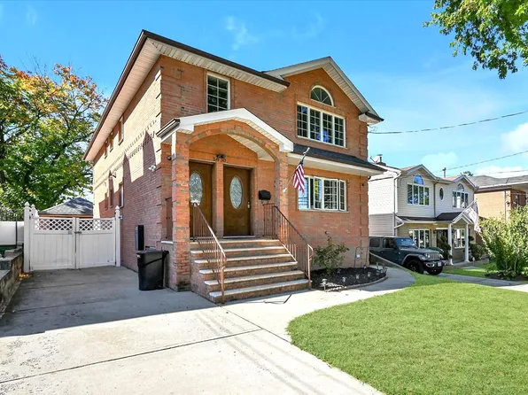 58-30 254th Street, Little Neck, NY 11362