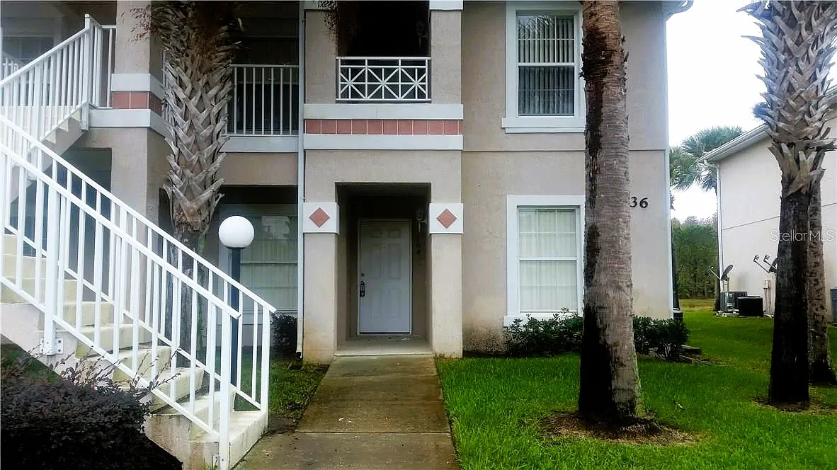 2 bed, 1013 sqft, $1,590 — Photo 1