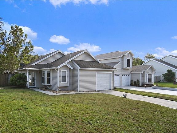5th image of 9950 Triple Crown Cir