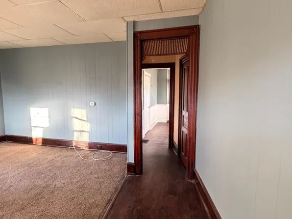 212 Helms Ave, Swedesboro, NJ 08085