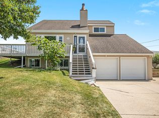 7655 Hessler Dr NE, Rockford, MI 49341