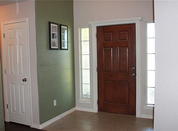 4th image of 258 Sugarberry Ave