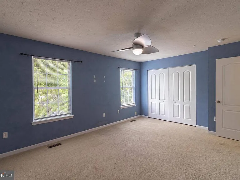 45292 Rumsford Ln — Photo 10