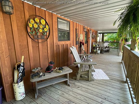 3rd image of 99 Noel Ln