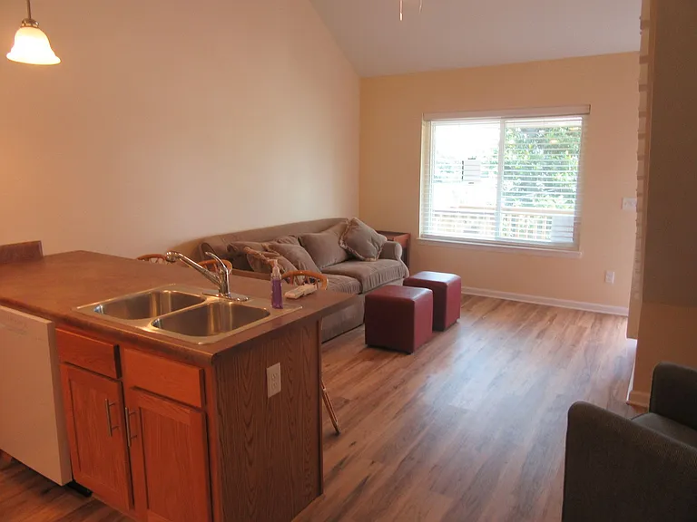 307 Wilson Ave #17 — Photo 13