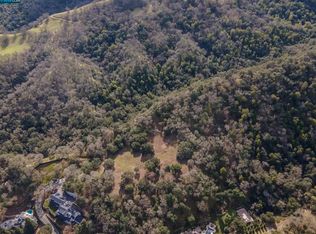 285 Lark Ln, Alamo, CA