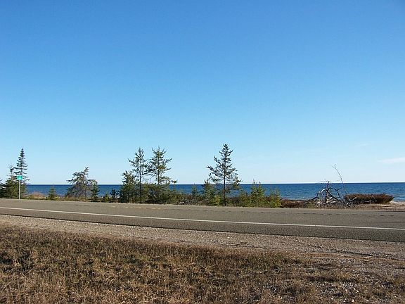 3rd image of N U S 23 Hwy