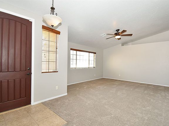 3rd image of 4684 S Jasmine Ave