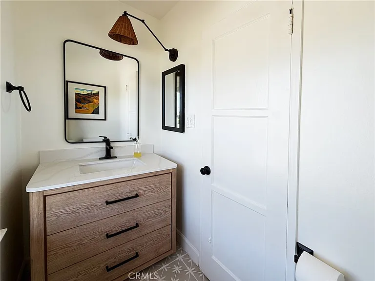 416 Drake Rd — Photo 22