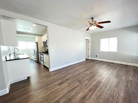 4th image of 2938 Kalmia St