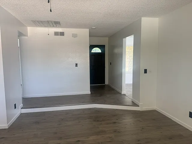 1602 Beverly Ave — Photo 21