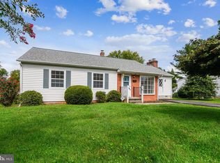 305 Belmont Dr SW, Leesburg, VA 20175