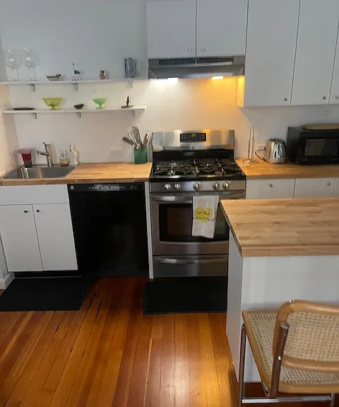 106 Pleasant St #1 — Photo 3